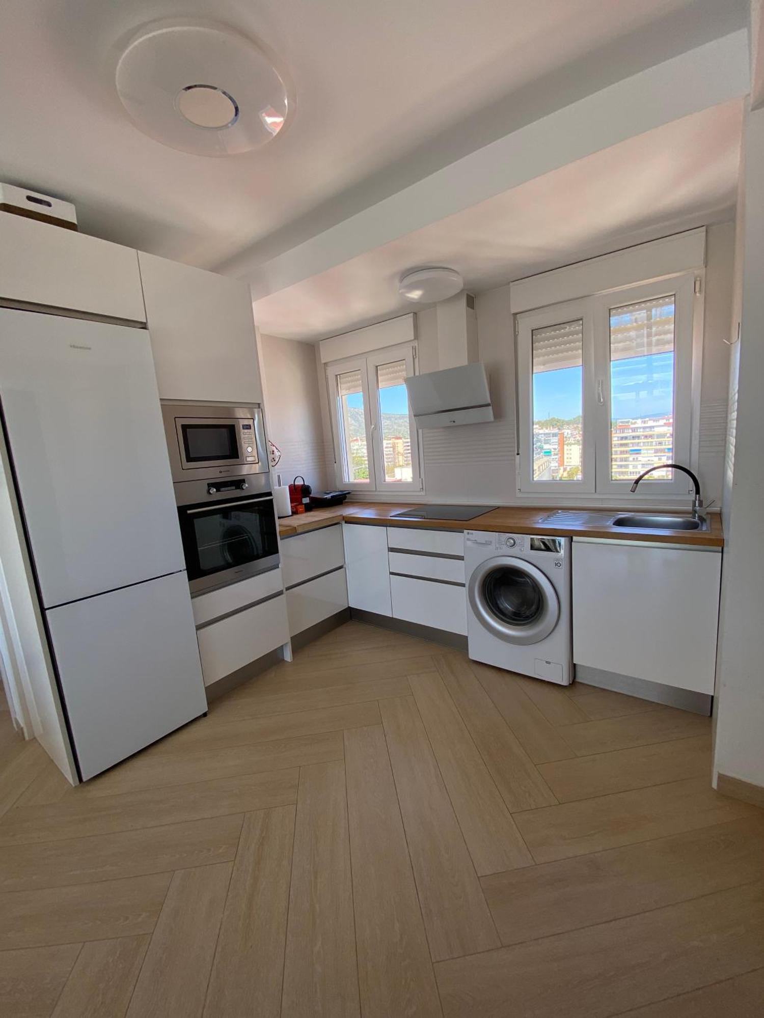 Precioso Apartamento Con Piscina Torremolinos Exteriör bild