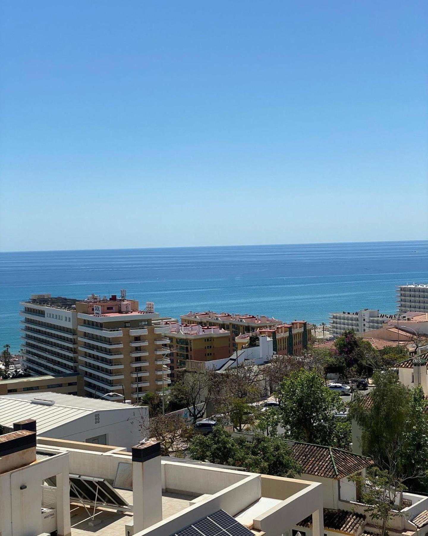 Precioso Apartamento Con Piscina Torremolinos Exteriör bild